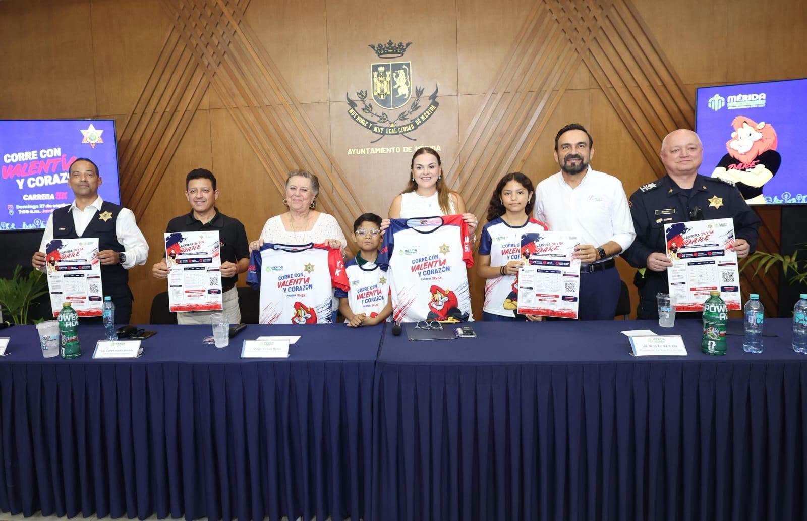 Invita Cecilia Patrón a familias meridanas a participar contra las adicciones con la carrera D.A.R.E. 2026 “Correr con Valentía y Corazón”.