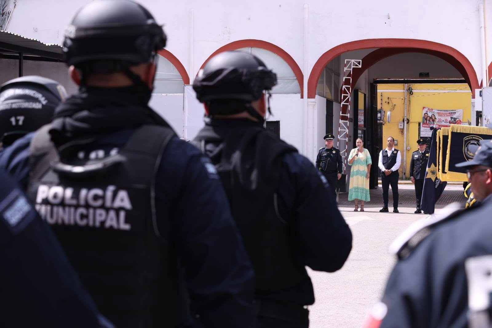 Reconoce Cecilia Patrón a las y los policías de Mérida por la entrega con la que sirven a la ciudadanía.