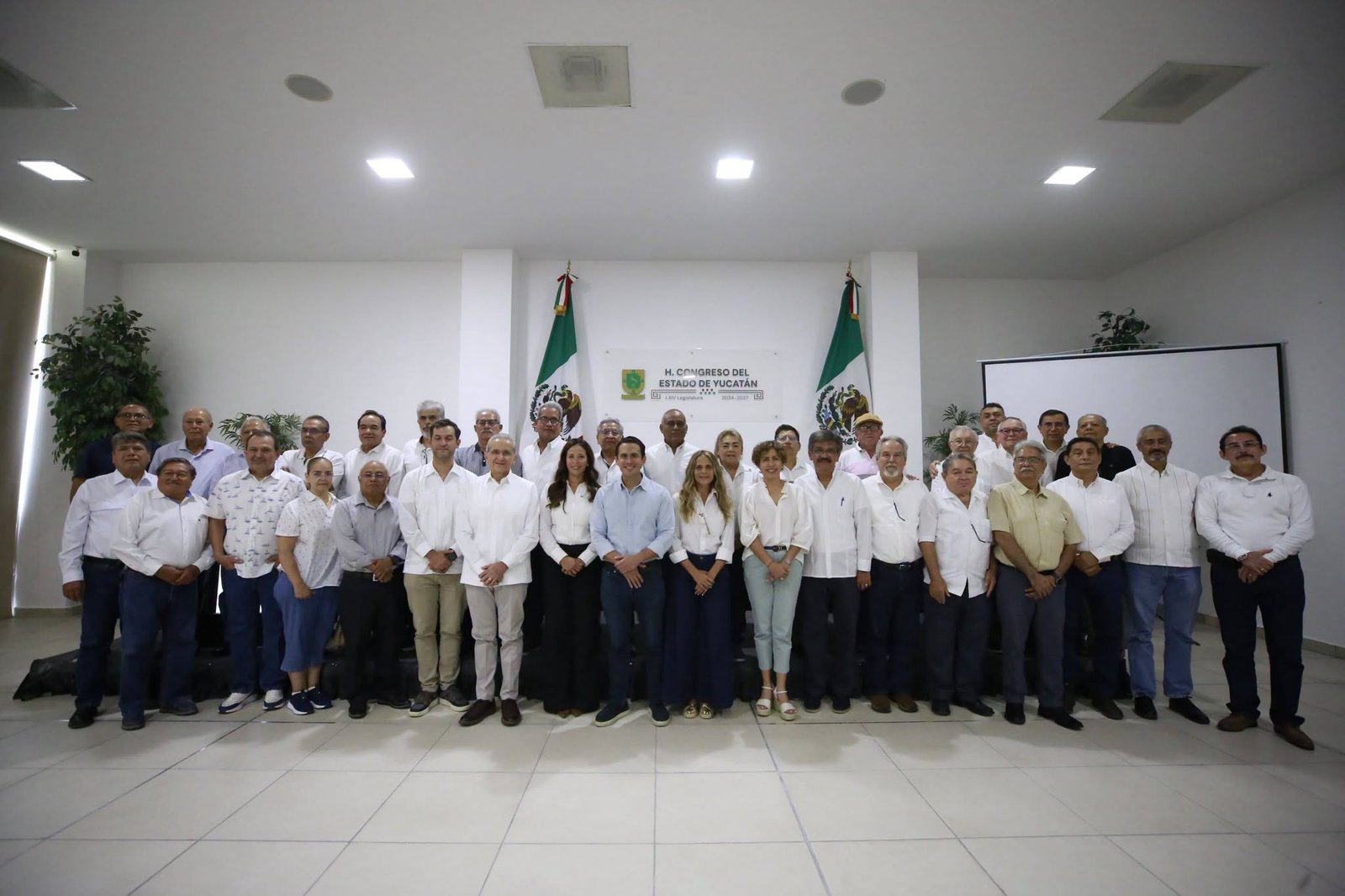 *Menos recursos para la CFE en 2027: recorte de 30.8 mil millones en medio de los apagones en Yucatán