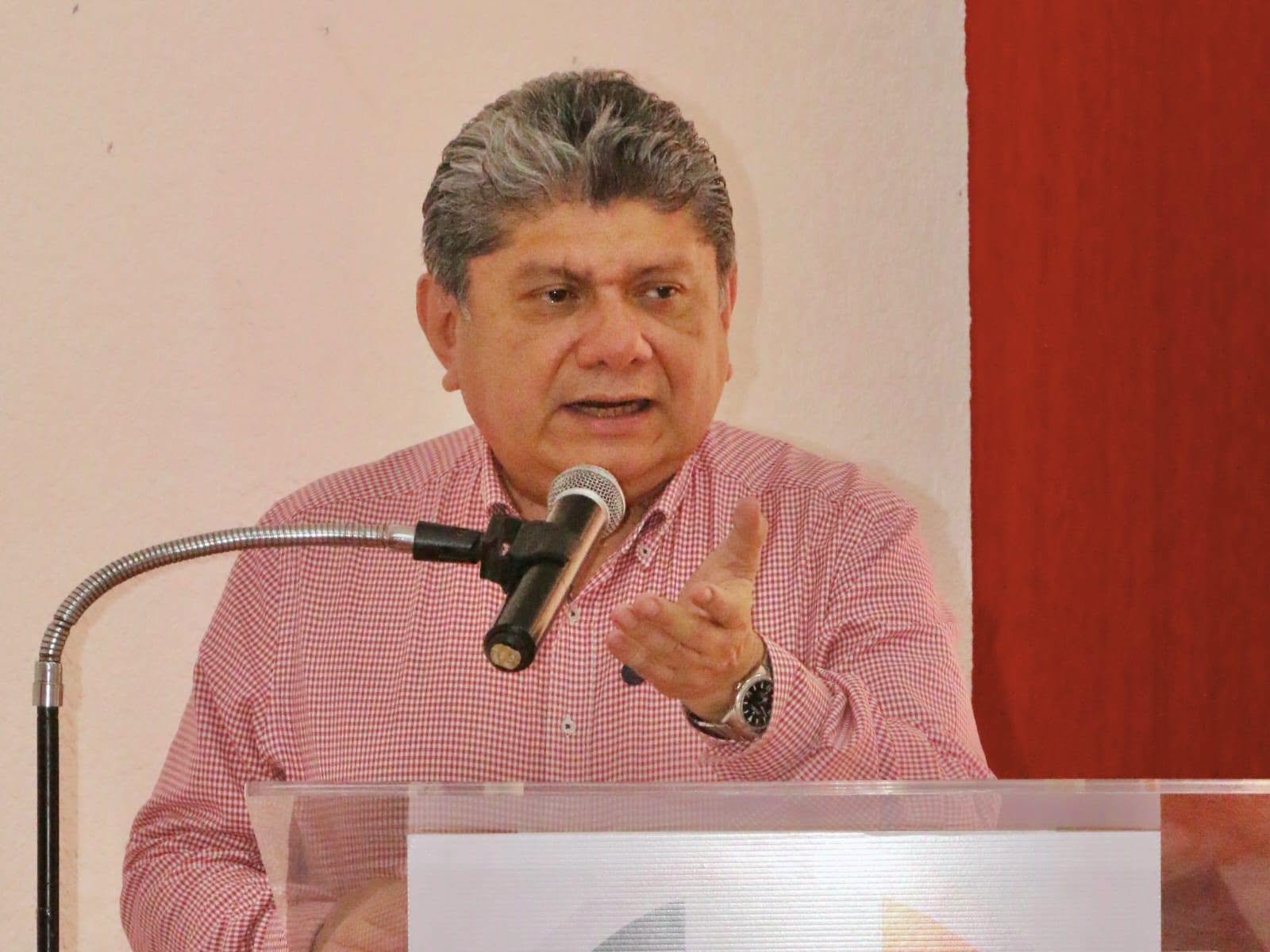 EL VOTO DE YUCATÁN NO SE NEGOCIA EN OFICINAS NI SE COMPRA CON RECURSOS PÚBLICOS: GASPAR QUINTAL