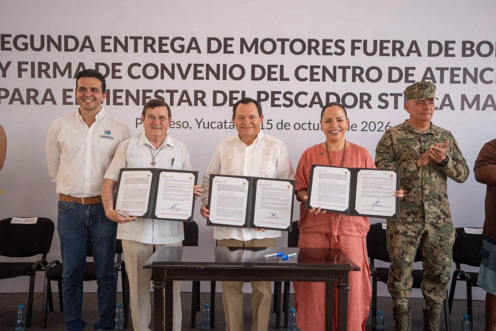 *Santos casi no vuelve del mar por una falla de motor; hoy estrena uno nuevo con otros 98 pescadores*