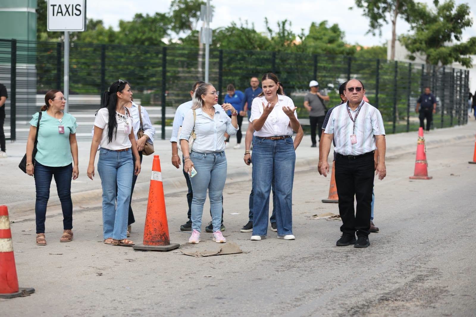 Cecilia Patrón atiende de inmediato solicitudes de trabajadores del Hospital O´Horán.