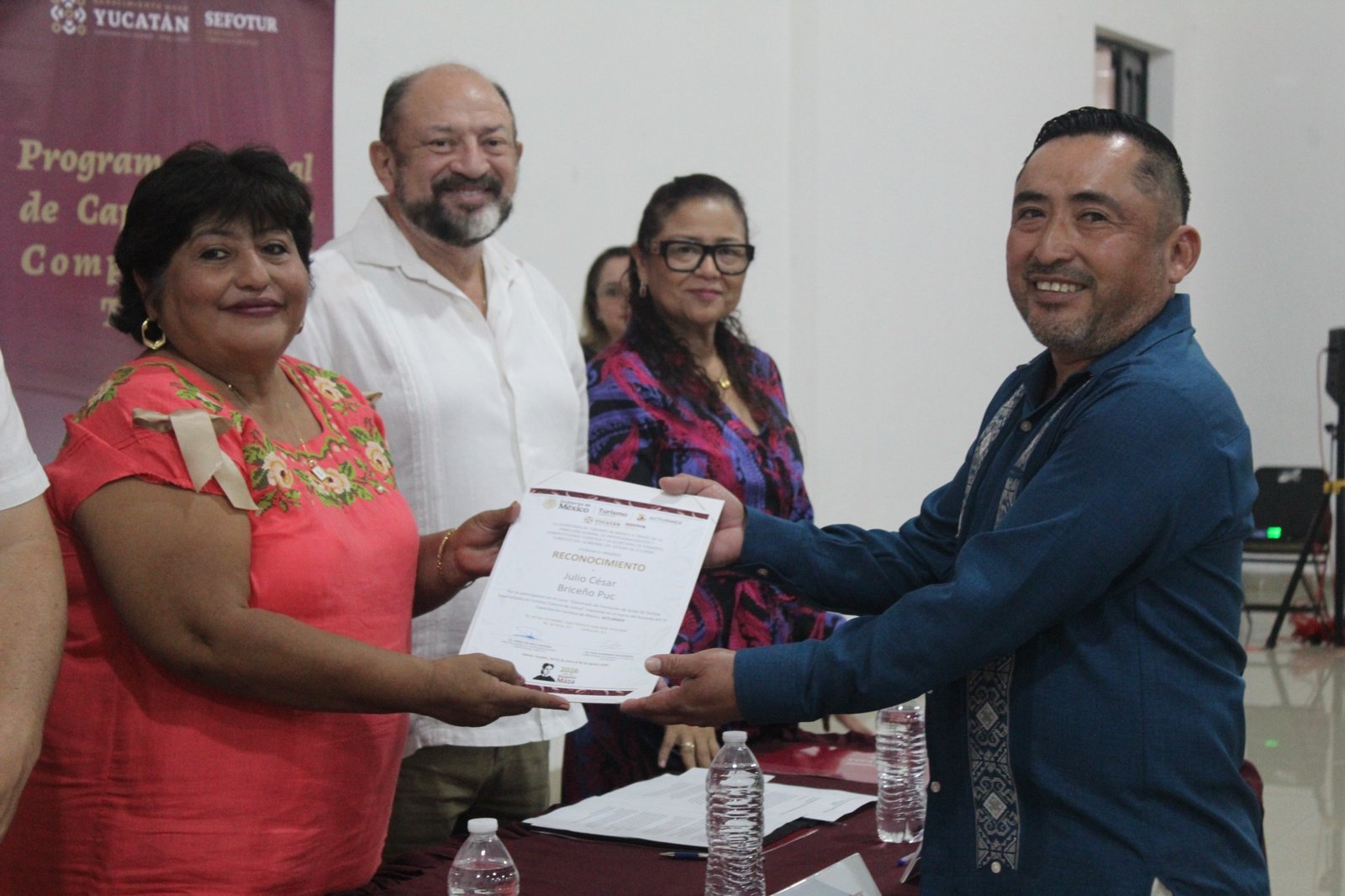 Impulsan formación de guías turísticos en Izamal